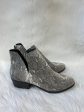 Boots Ankle Flats By Clothes Mentor In Snakeskin Print, Size: 8.5 Online