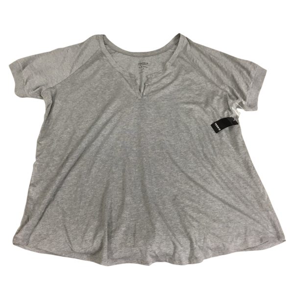 Top Short Sleeve By Torrid In Grey, Size: 3x Discount