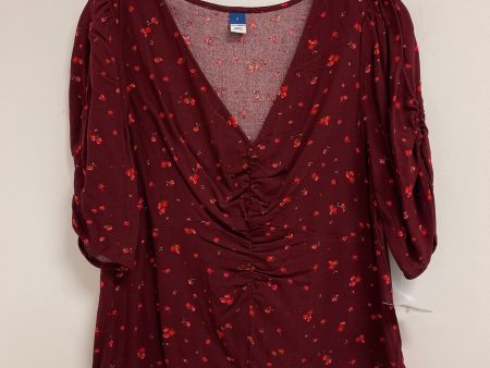 Top Short Sleeve By Old Navy In Red, Size: S Sale