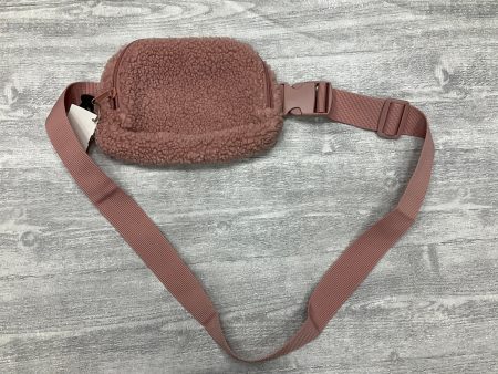 Belt Bag By Clothes Mentor, Size: Small Fashion