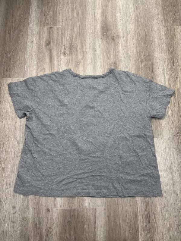 Top Short Sleeve By Old Navy In Grey, Size: Xl Online Hot Sale