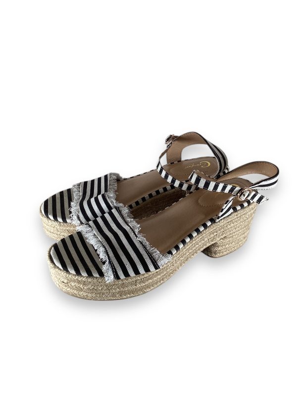 Shoes Heels Block By Comfort Casual In Striped Pattern, Size: 9 For Sale